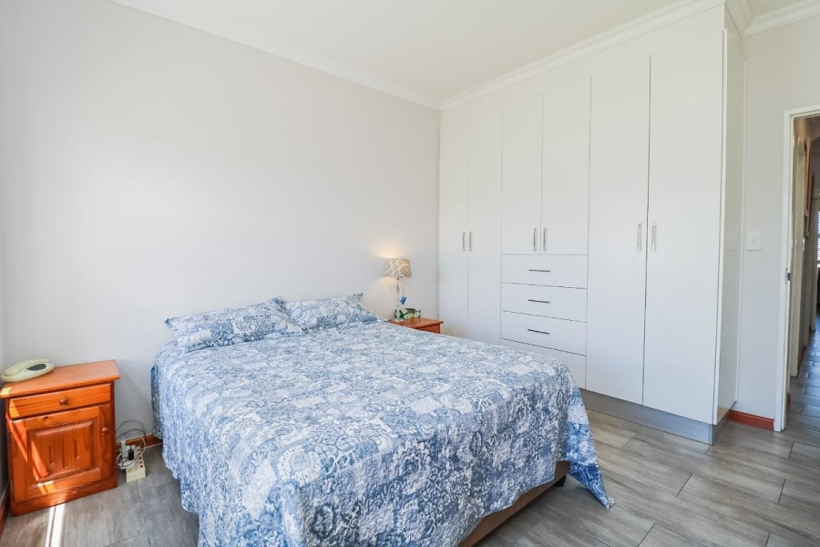 To Let 4 Bedroom Property for Rent in Admirals Park Western Cape